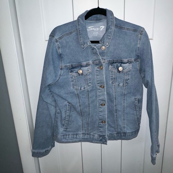 Seven7 Jackets & Blazers - Seven 7 Women's Blue Denim Button Down Modern Jacket - Nwot - Large